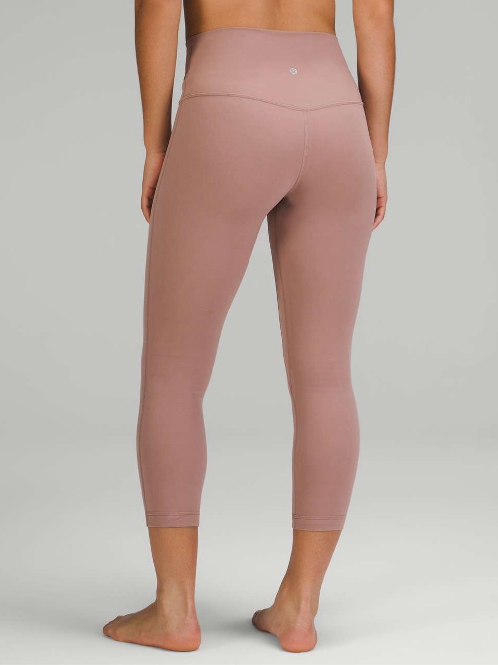 Lululemon Align High-Rise Crop 23"
Twilight Rose size 6